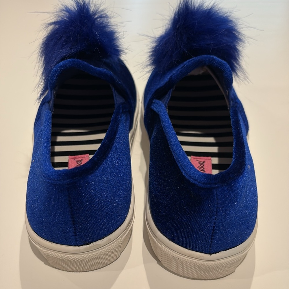 Betsey Johnson Zappp Royal blue velvet loafers with pom poms women’s 7.5… - Picture 4 of 9